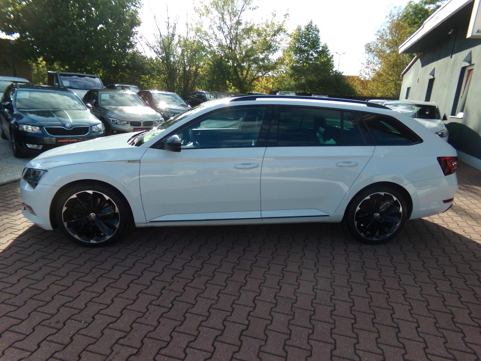 Skoda Superb Combi Sportline 4x4, DSG, Standheizung