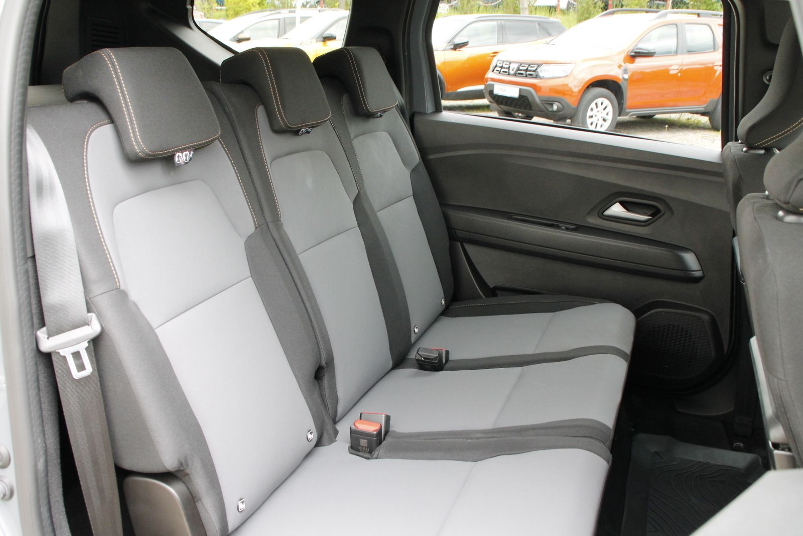 Fahrzeugabbildung Dacia Jogger Extreme+ TCe 110
