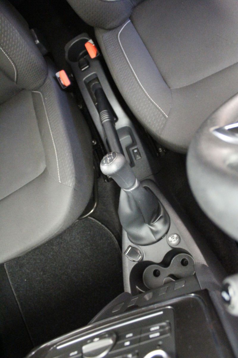 Fahrzeugabbildung Dacia Sandero TCE 100 Eco G*Klima*Radio/CD*LPG