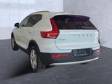 Volvo XC 40 Core 2WD Bluetooth Navi LED Klima - Volvo XC40 Gebrauchtwagen