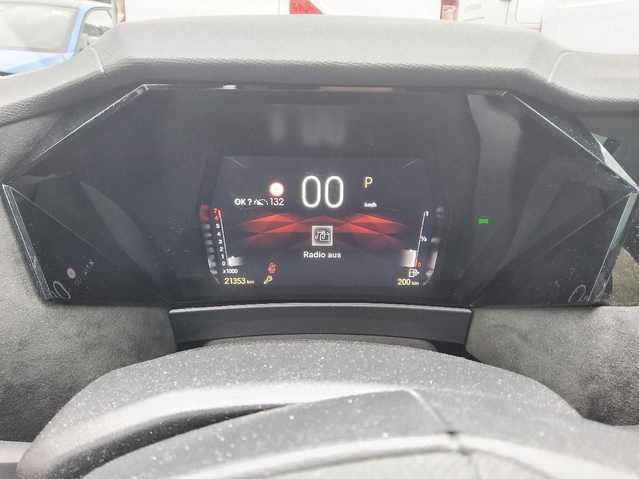 Fahrzeugabbildung DS Automobiles DS4 PureTech 130 EAT8 Performance Line Automatik