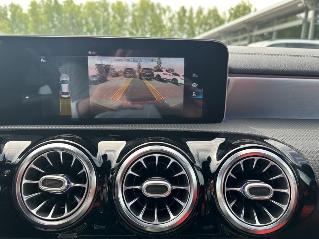 Fahrzeugabbildung Mercedes-Benz CLA 220 d Coupé AMG Totwi. Sitzklima KeyLess LED