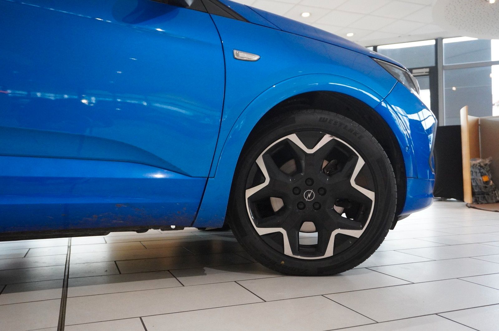 Fahrzeugabbildung Opel Grandland (X) 1.6 HYBRID 4X4 ULTIM. NAVI/360°/SH