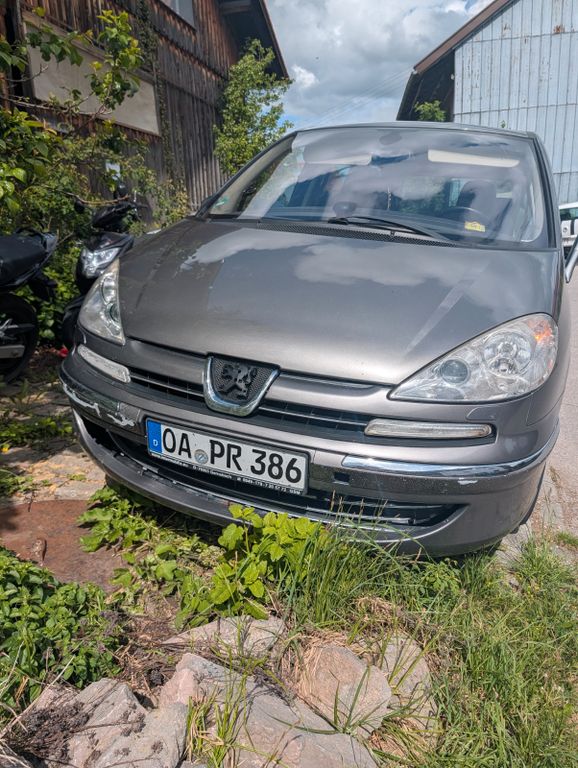 Peugeot 807