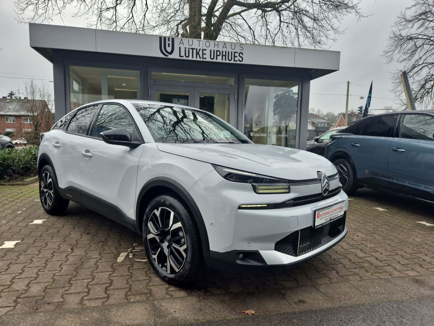 Fahrzeugabbildung Citroën C4 Max 1.2 Hybrid 136 e-DCS6 SHZ Keyless