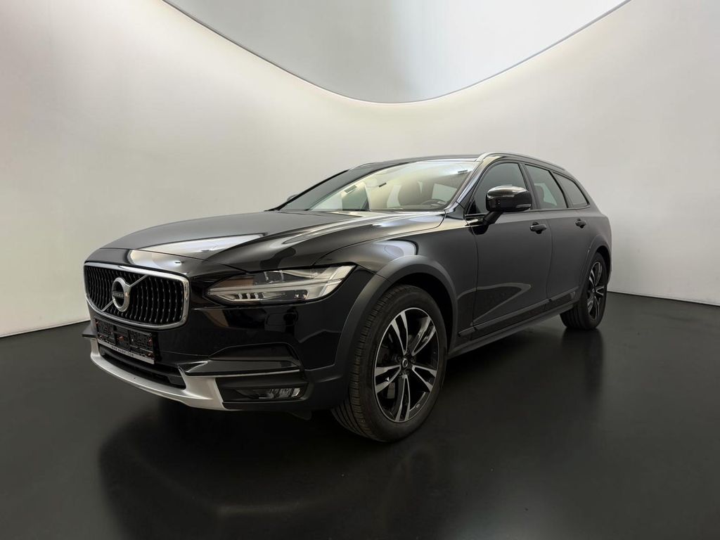 Image of Volvo V90 Cross Country
