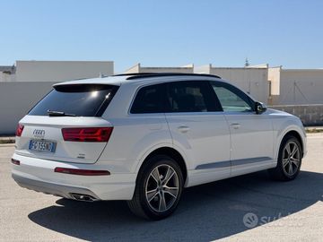 Audi Q7 - 5