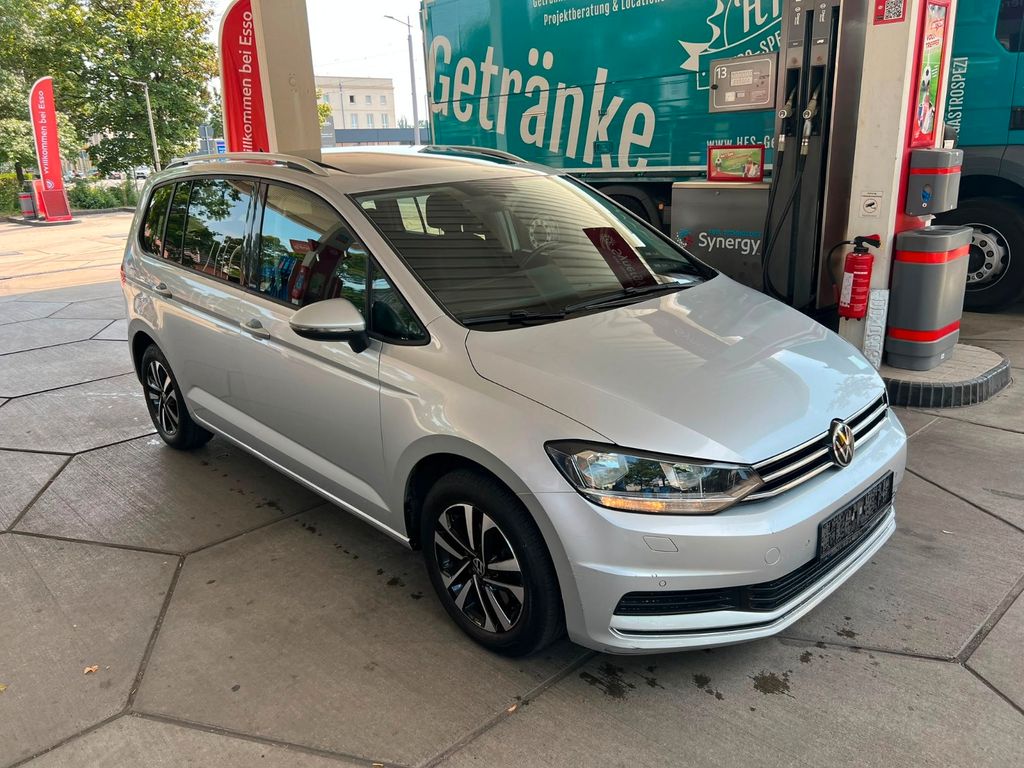 Image of Volkswagen Touran