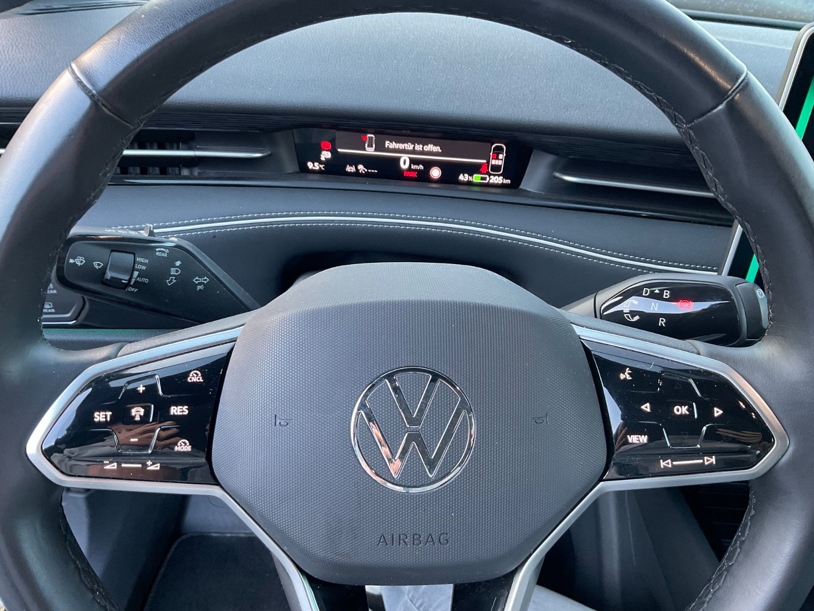 Fahrzeugabbildung Volkswagen ID.7 Pro 82 kWh 210 kW Pro Tourer,AHK,Kamera,IQ