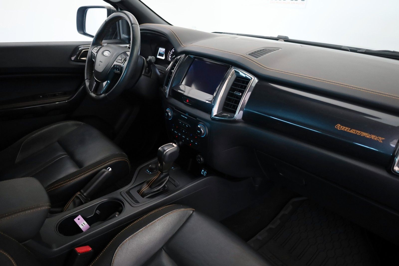 Fahrzeugabbildung Ford Ranger Wildtrak 3,2 TDCi Navi,Rollo,Xenon,8x Alu