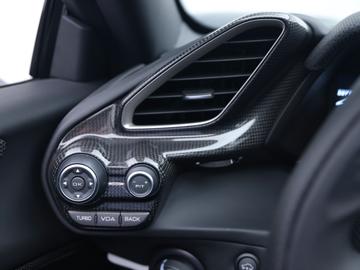 2020 Ferrari 488 PISTA 缩略图 11