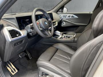 صورة 8 لـ 2026 BMW XM