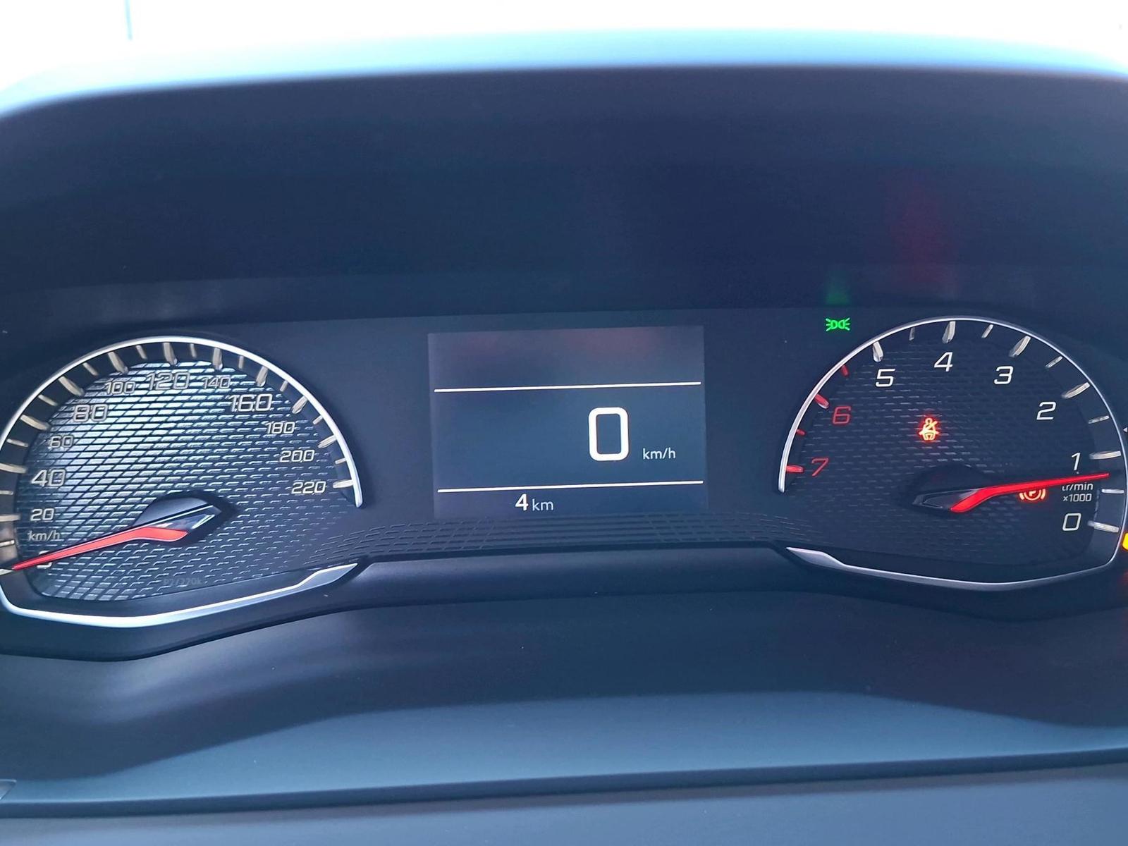 Peugeot 2008 Style Turbo 100