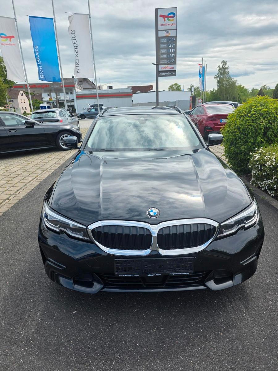 BMW 330d Touring Aut/Sport Line/AHK/LC Prof/ACC/RFK