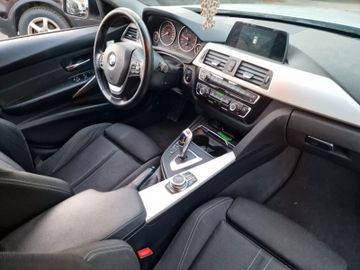 BMW 320 - 11