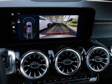 2025 Mercedes-BENZ EQB — миниатюра 17