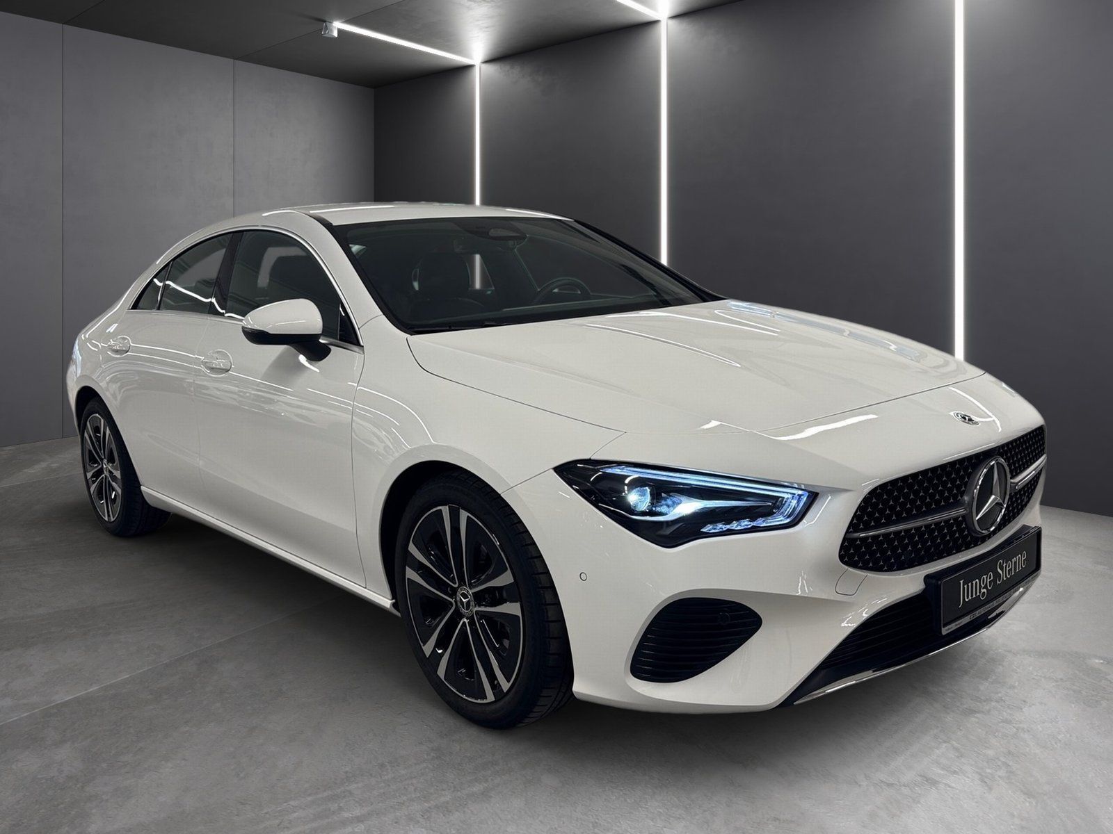 Fahrzeugabbildung Mercedes-Benz CLA 180 Progressive *Kamera*LED*MBUX-Premiu*PDC*