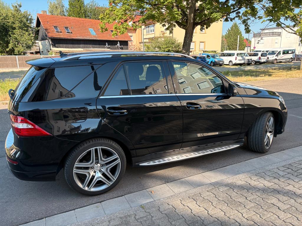 Mercedes-Benz ML 500