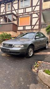 Audi A4 2.6 - B5