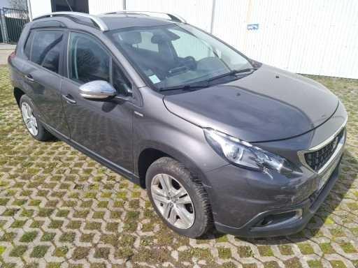 Peugeot 2008 Allure BlueHDi 100