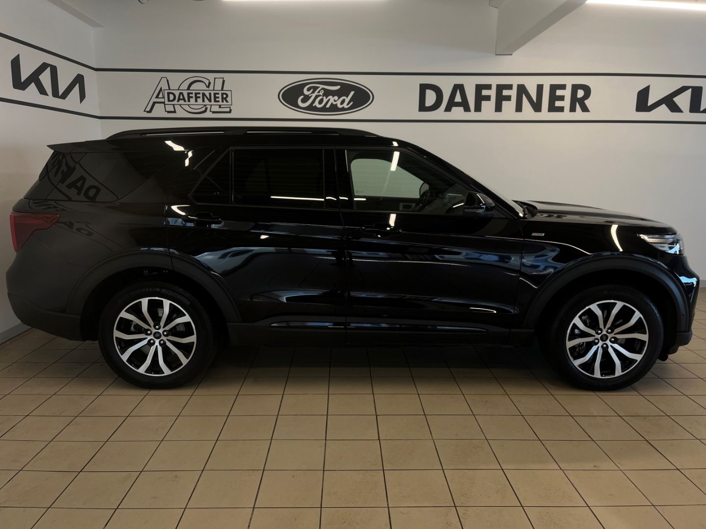 Fahrzeugabbildung Ford Explorer ST-Line, Panoramadach, B&O, Memory, Sit