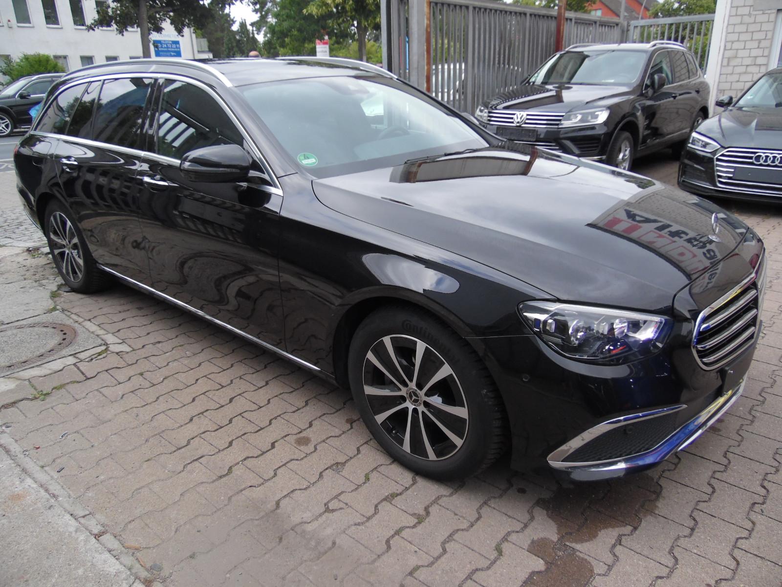 Mercedes-Benz E 200 T-Modell  4Matic