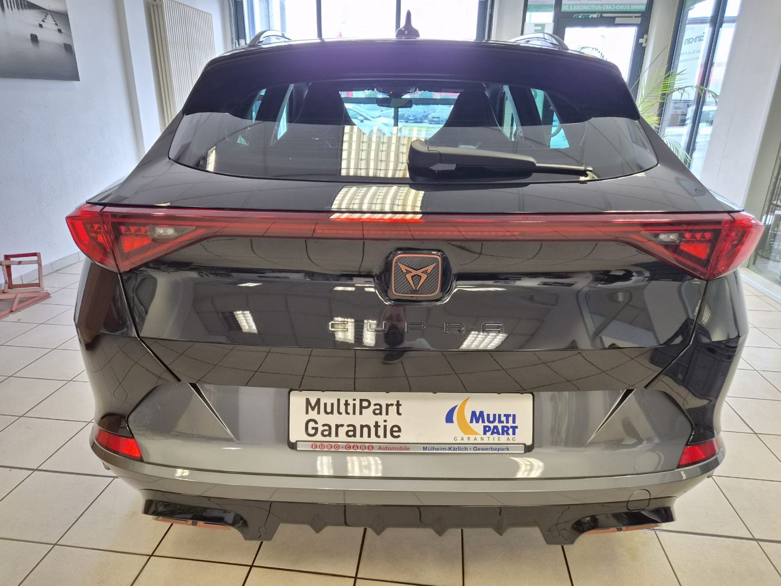 Fahrzeugabbildung CUPRA Formentor VZ e-Hybrid / GEPFLEGT / 1. HAND