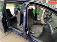 Fahrzeugabbildung Volkswagen Sharan 1,4 TSI DSG Comfortline 7 - Sitzer