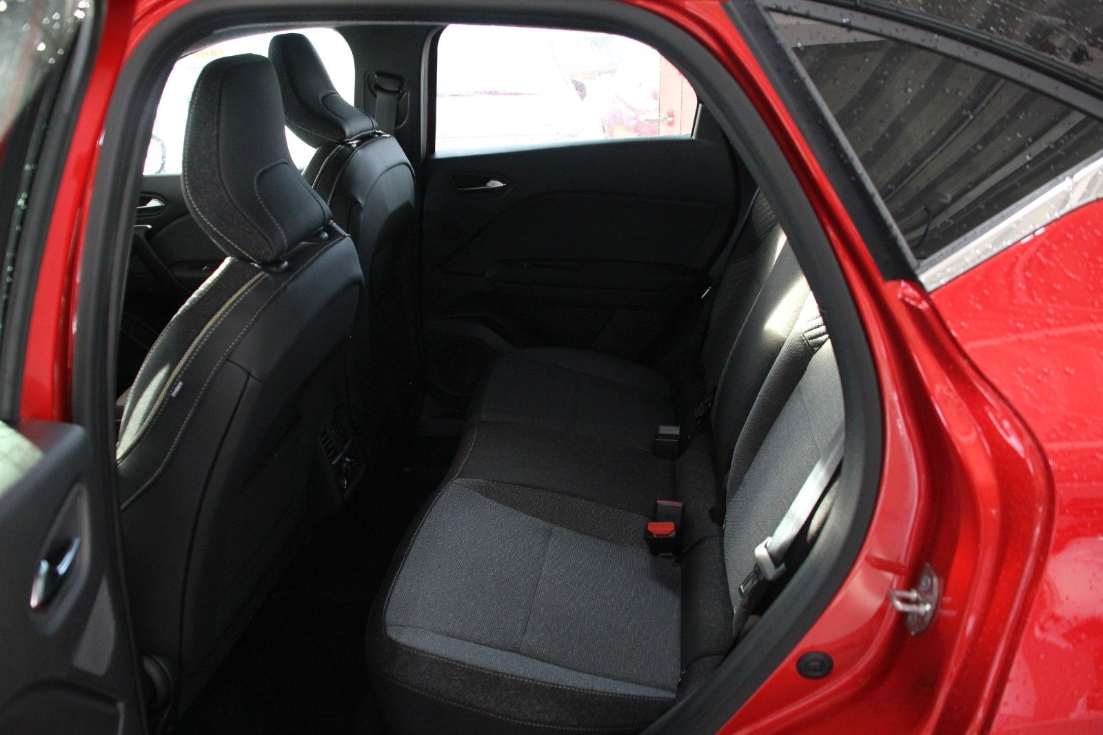 Fahrzeugabbildung Mitsubishi ASX 1.3 T-Benziner Intro Edition DCT