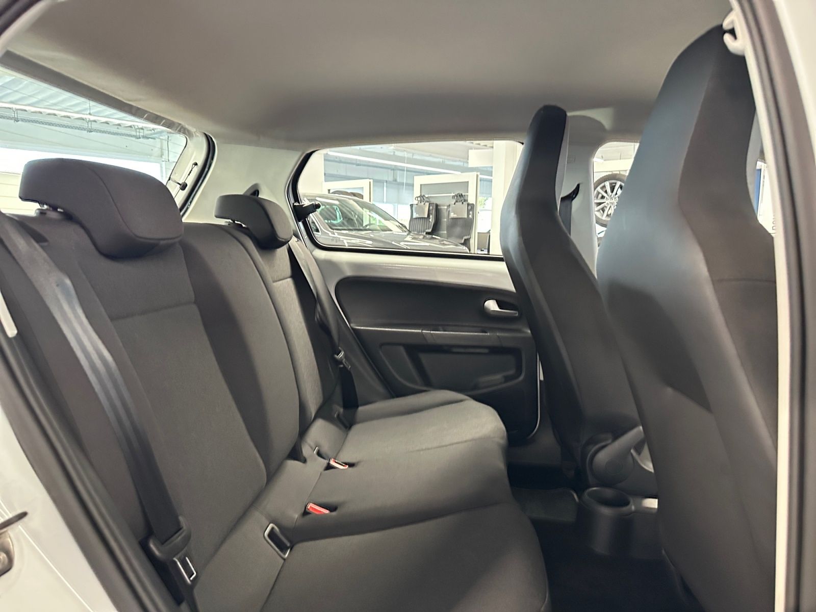 Volkswagen e-up! - Bild 12