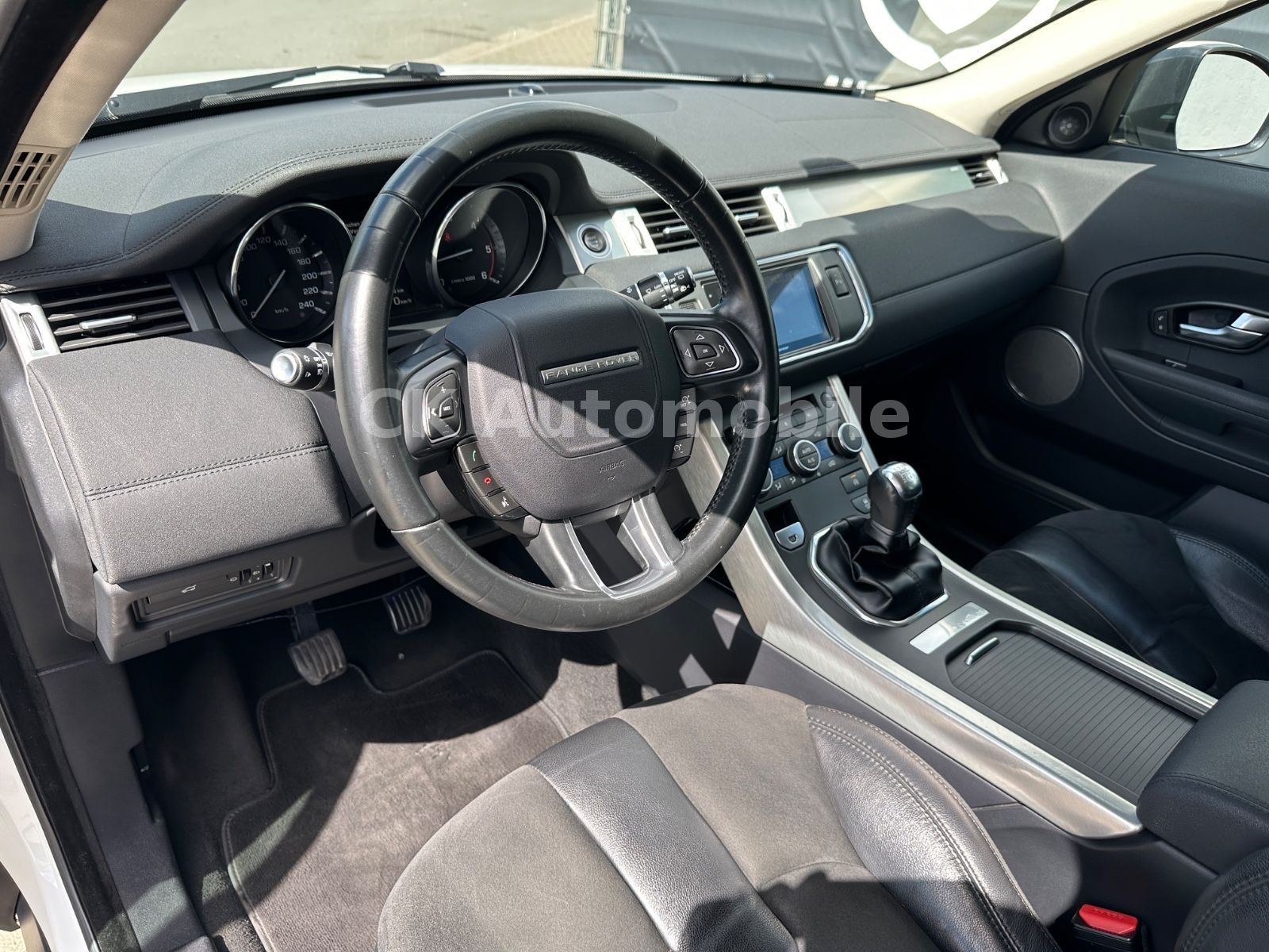Fahrzeugabbildung Land Rover Range Rover Evoque Pure/Navi/Kamera/PDC
