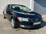 Volvo S80 D5 Momentum Aut. Xenon*Leder*Navi*AHK*SHZ - Volvo S80 mit Diesel-Antrieb