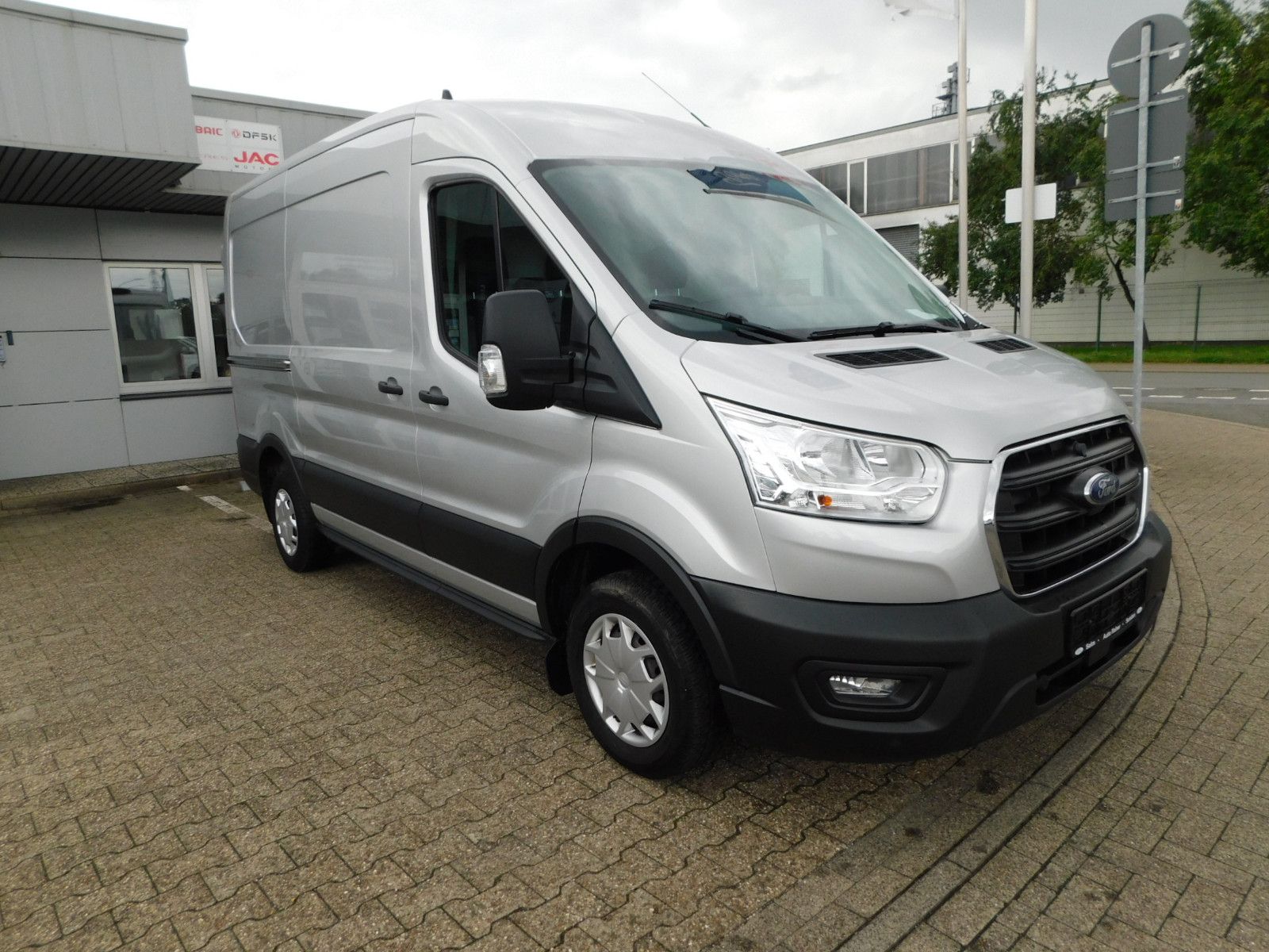 Ford Transit - 1