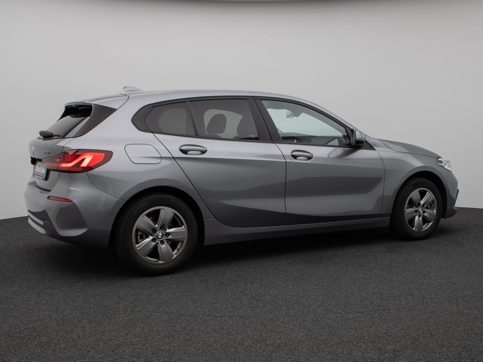 Fahrzeugabbildung BMW 118i Kamera DAB Lordos CockPitPro Lenkrhzg LED