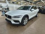 Volvo V60 B5 Cross Country*AHK*B&W* - Volvo V60 Cross Country mit Benzin-Antrieb: Automatik