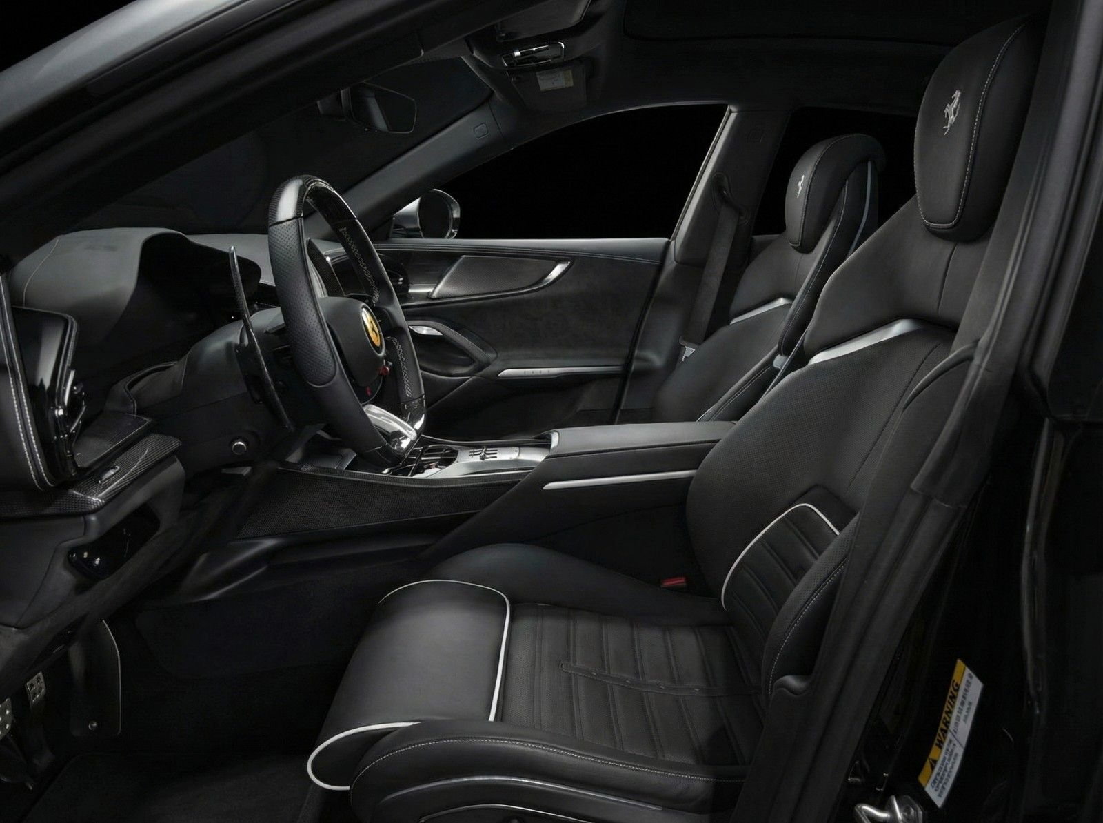 Fahrzeugabbildung Ferrari Purosangue | Carbon | Panorama | Massage Seats
