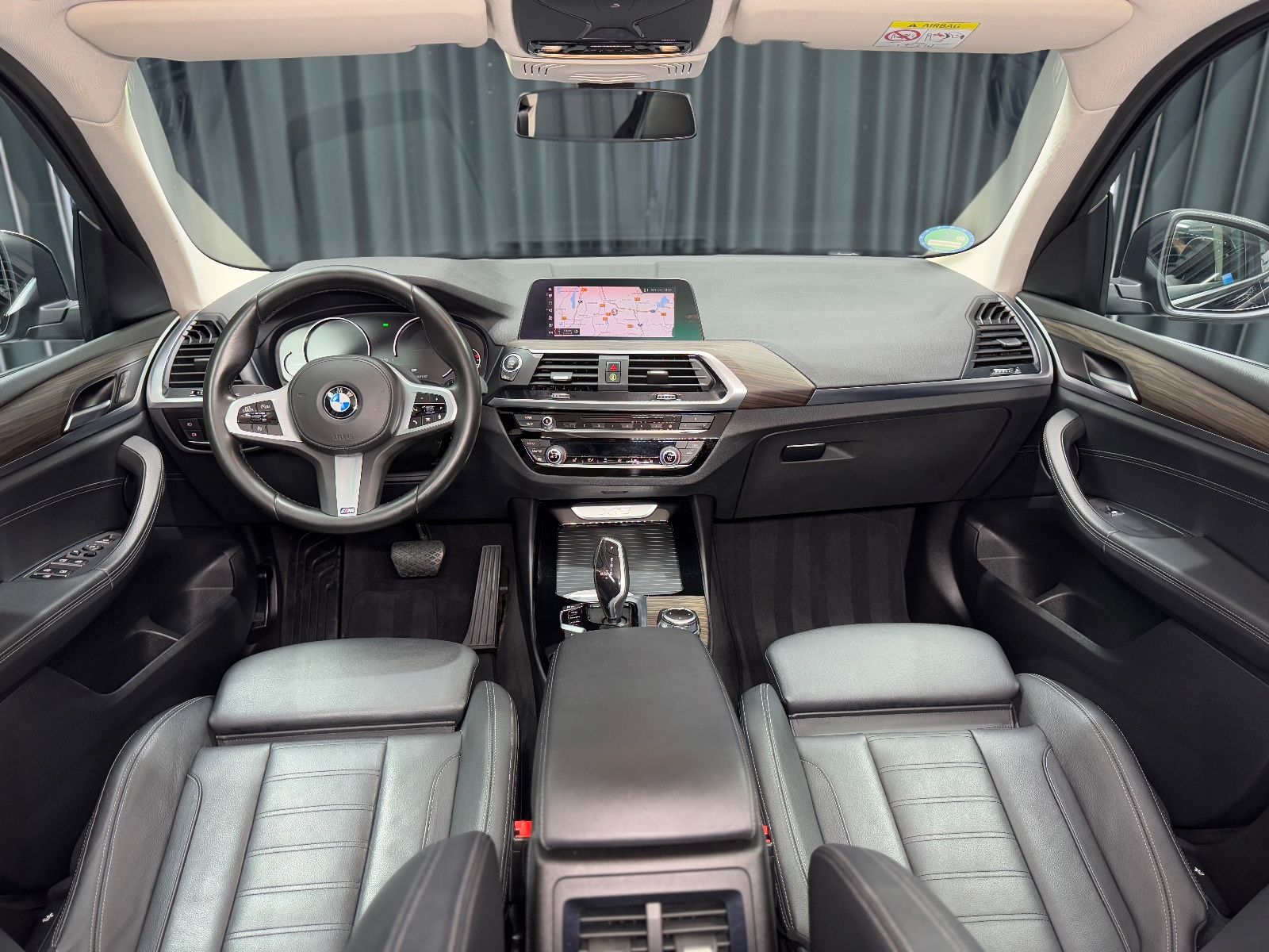 Fahrzeugabbildung BMW X3 xDrive 20d|LEDER|NAVI|M-SPORT 19 ZOLL|AHK