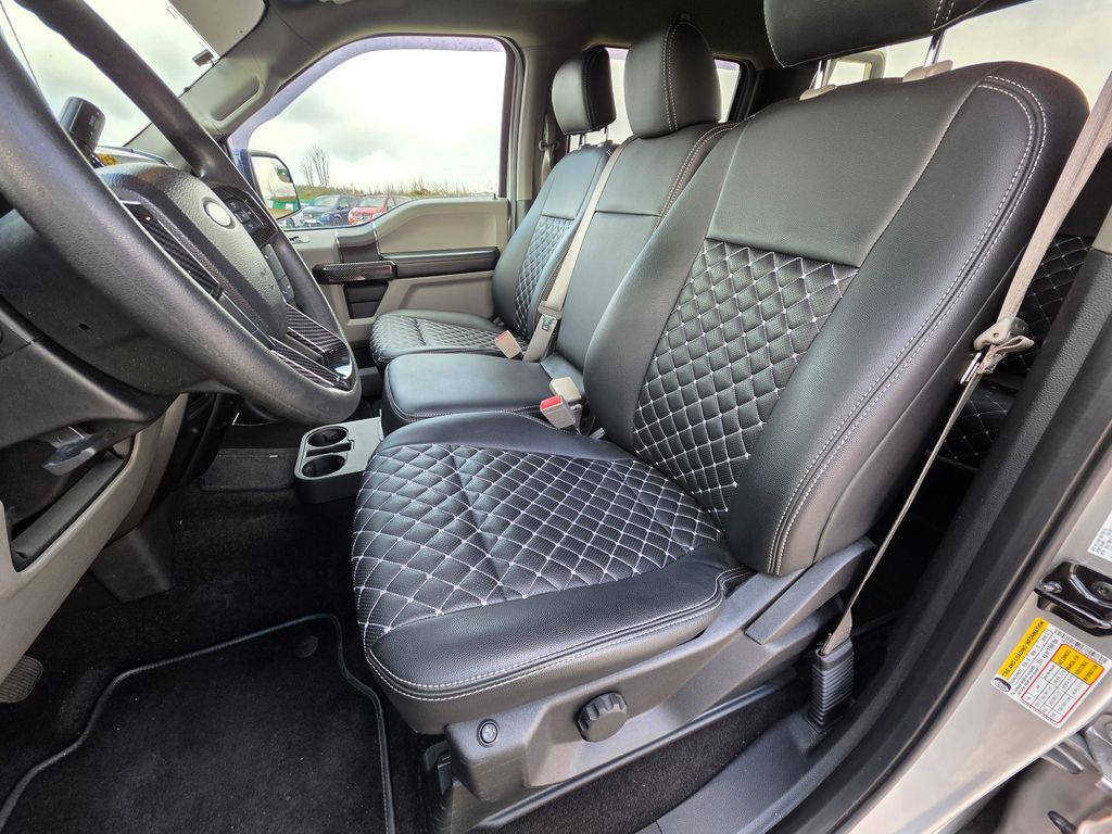 FORD F 150 Lariat 2.7 V6 Benzin FX 4x4 offroad FORD F 150 Lariat 2.7 V6 Benzin FX 4x4 offroad