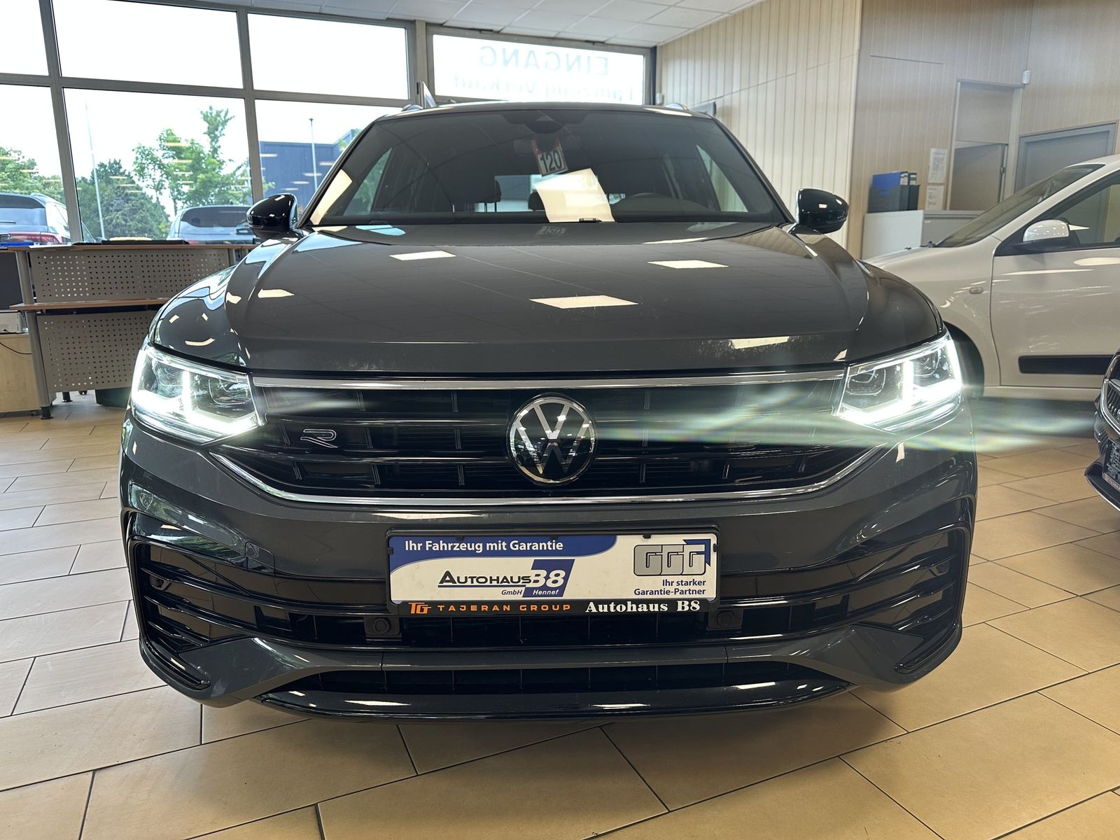 Volkswagen Tiguan R-Line*4Motion*ACC*AHK*Ambiente*1Hand*CAM imagem 2