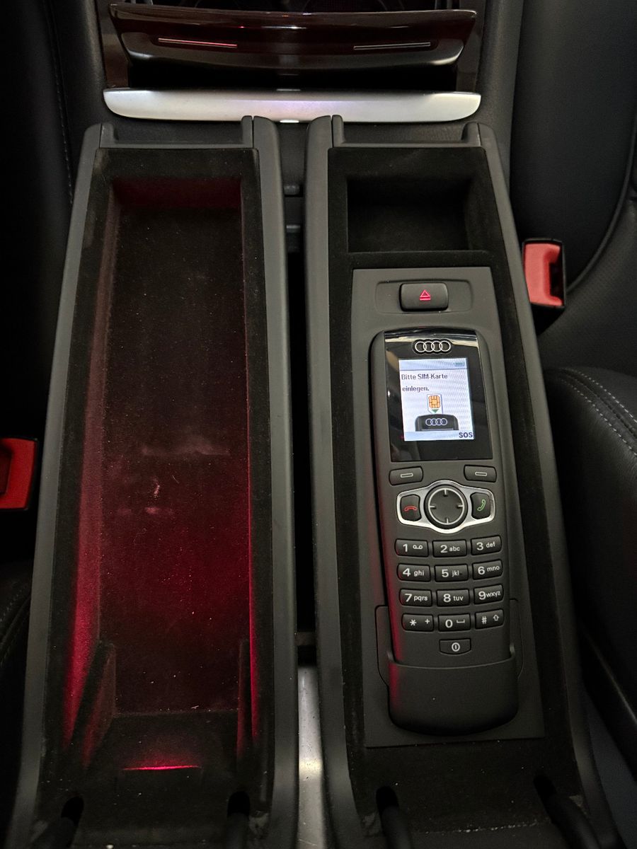 Fahrzeugabbildung Audi A8 3.2 FSI quattro/XENON/NAVI/PDC/LEDER/AUTOMATI