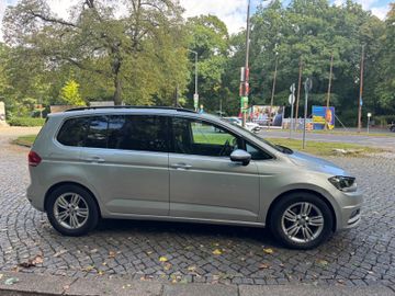 Volkswagen Touran - 6