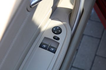 BMW 120d SedonarotBI-XenonPDCLEDER