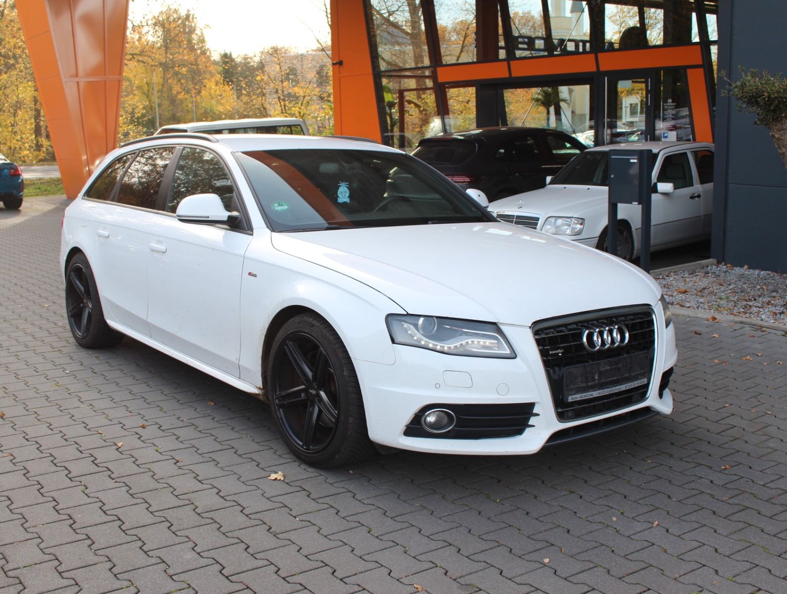 Fahrzeugabbildung Audi A4 3.0 TDI quattro S line Avant.