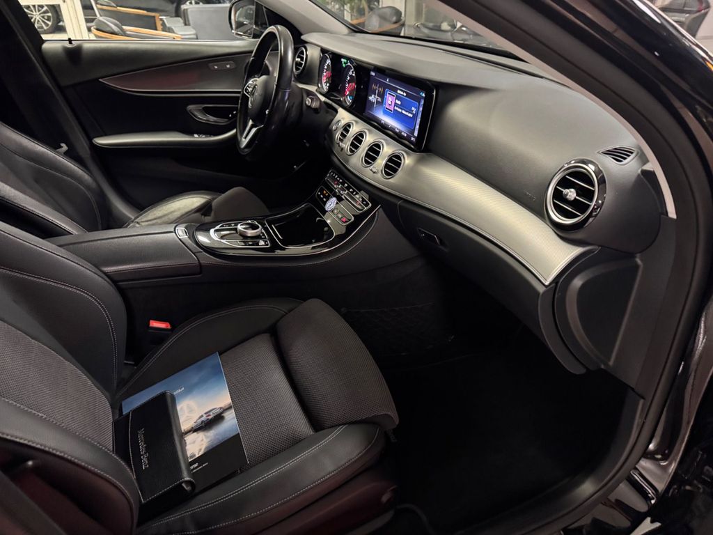 MERCEDES-BENZ E 300 e Avantgarde/2.HAND/LED/CAM/NAVI/SHZ/TOP! MERCEDES-BENZ E 300 e Avantgarde/2.HAND/LED/CAM/NAVI/SHZ/TOP!