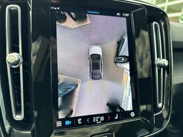 Fahrzeugabbildung Volvo C40    Ultimate Recharge Pure Electric #AWD #Har