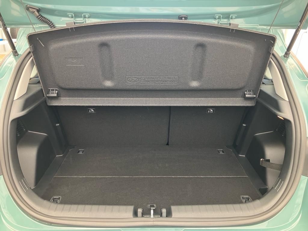 Fahrzeugabbildung Hyundai i20 1.0 T-GDI 6-MT Trend Navi PDC KAM SHZ SpurH