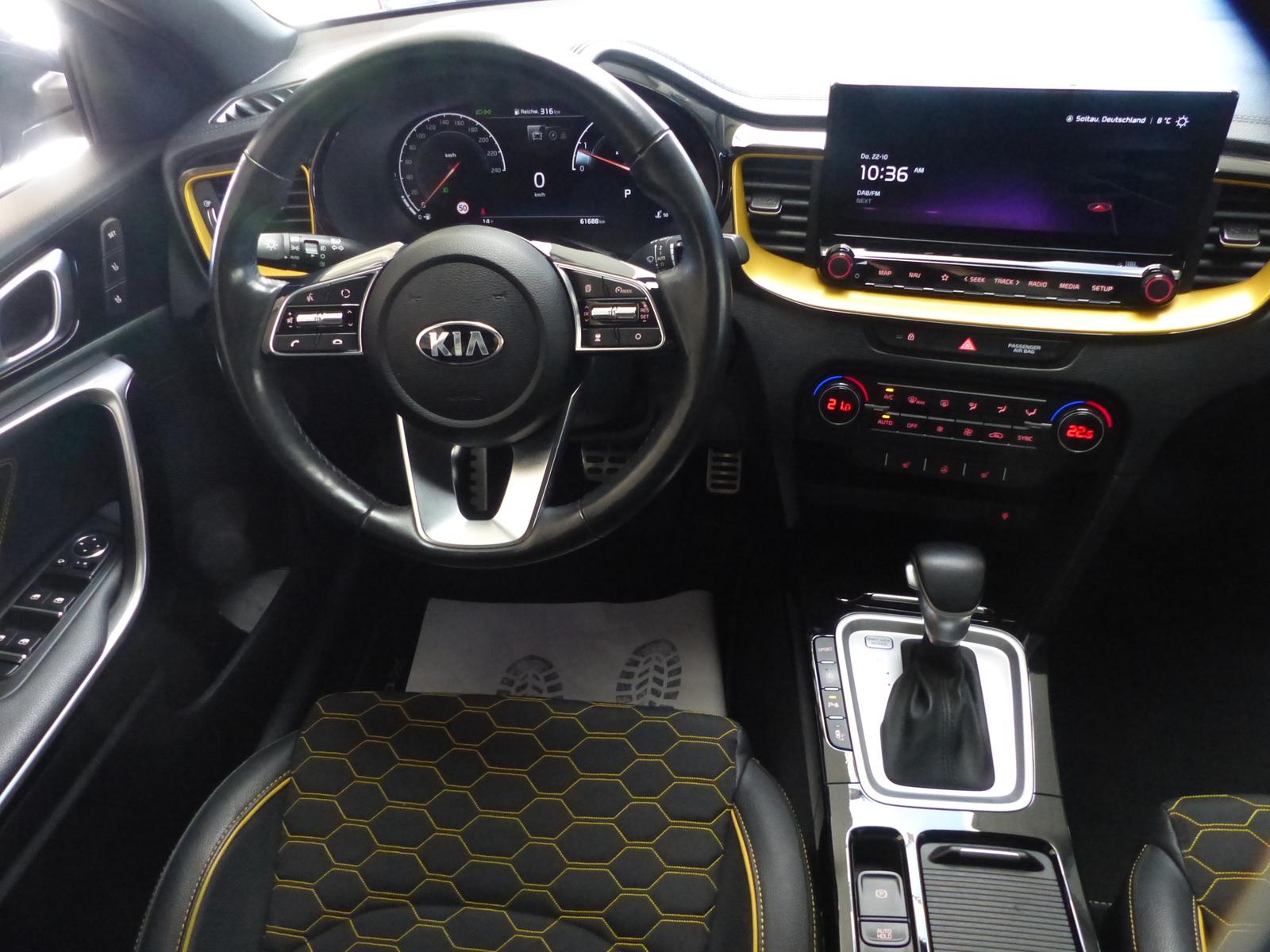 Kia XCeed Xdition 7DCT+Panodach+LED+JBL+ACC+Cam+Totw