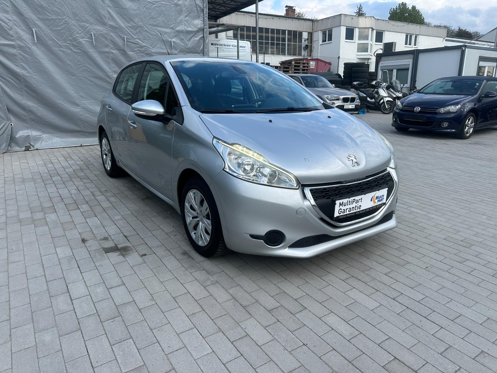 Peugeot 208 Active 44TKM/Klima/PDC