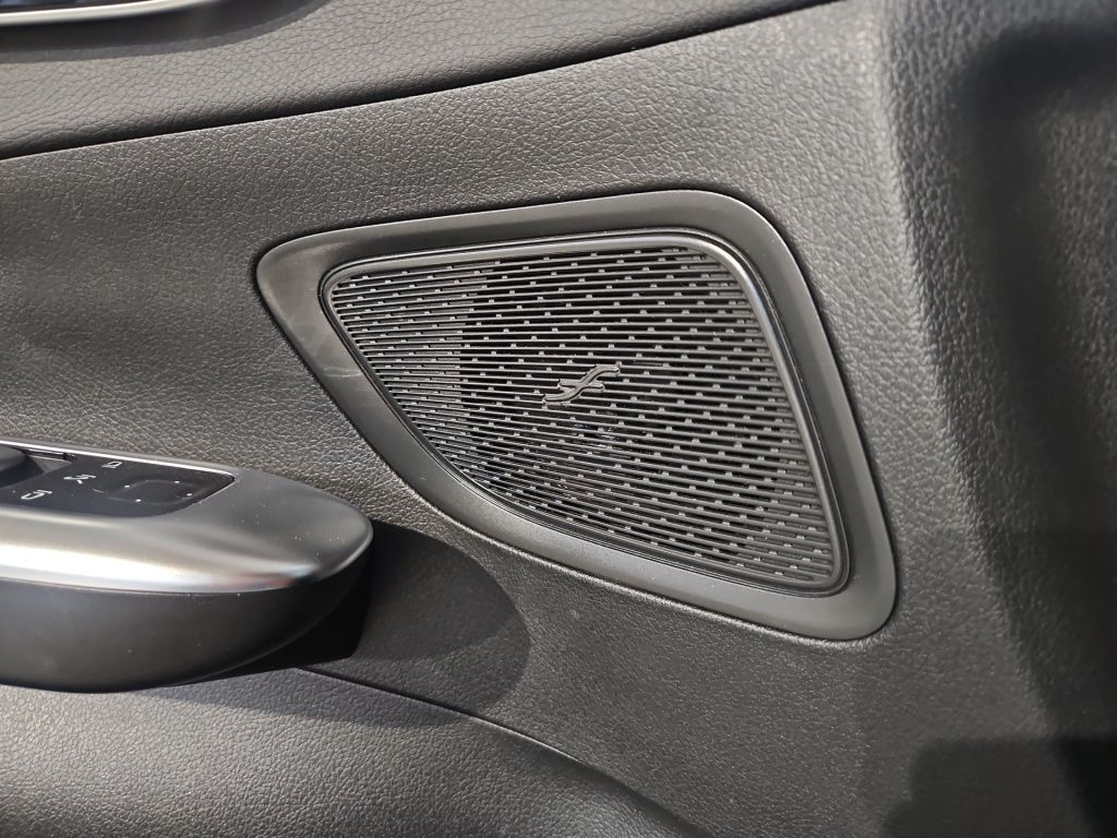 Fahrzeugabbildung Mercedes-Benz C 180 T AMG AHK Totwi. LED SHZ KAM Sport Ambie.
