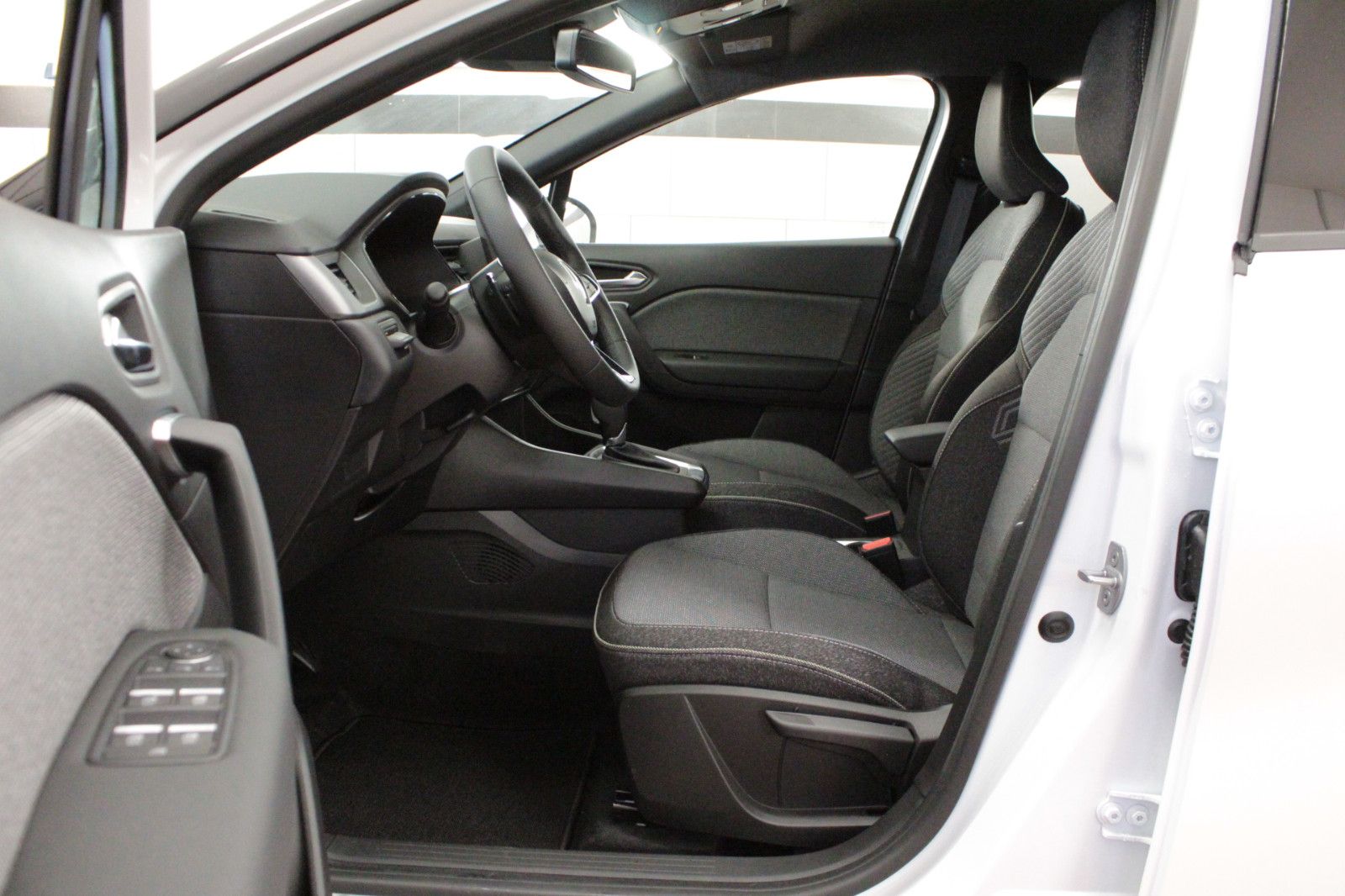 Fahrzeugabbildung Renault Captur Mild Hybrid 160 EDC Techno*Open R-Link*